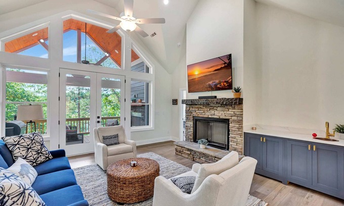 West Union Casa | Peninsula Rd - Fun and Relaxation
