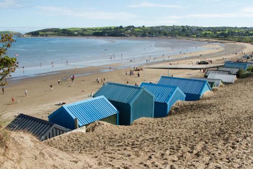 Abersoch Casa | Penmorfa - Sublime Abersoch retreat with roof terrace, 80m from beach, great for surfing