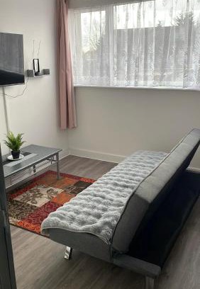 Mawneys Apartamento | Penn Gardens Flat 1 - 2 - 3 & 4 Apartments