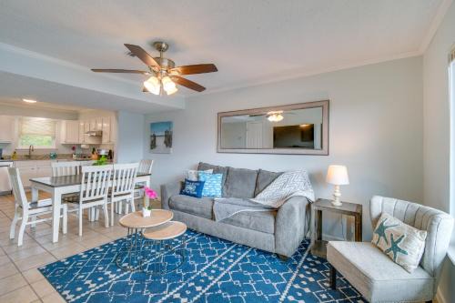 Siguenza Cove Casa | Pensacola Townhome, 17 Mi to Downtown Attractions