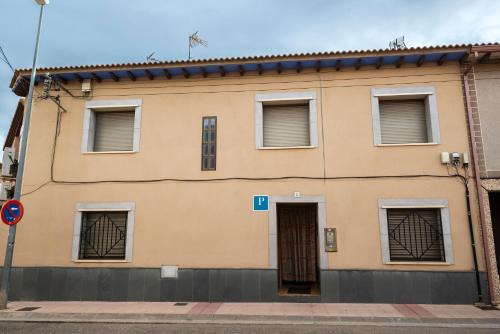 Pinseque Casa | Pensión Discoves