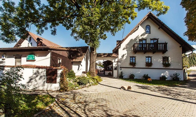 Chocerady Casa | Pension U Dvou čápů