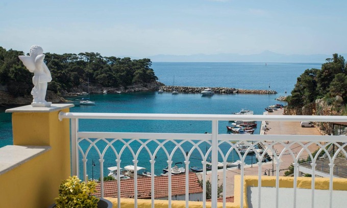 Votsi Casa | Pension Votsi