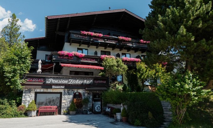 Schildlehen Casa | Pension Zirbenhof