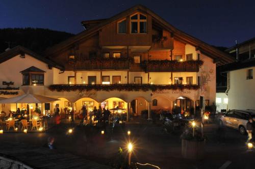 San Cassiano Cama Y Desayuno | Pensione Edelweiss