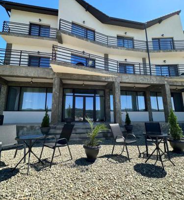 Svinita Casa | Pensiunea CASA VISELOR