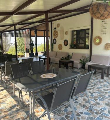 Barnova Casa | Pensiunea Emelys, Iasi