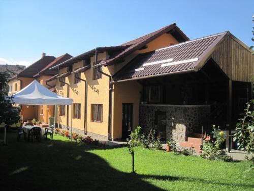 Rasnov Casa | Pensiunea Folea Rasnov