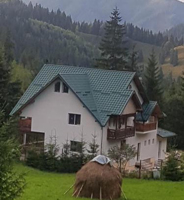 Pojorita Casa | Pensiunea Gură de Rai, Pojorâta