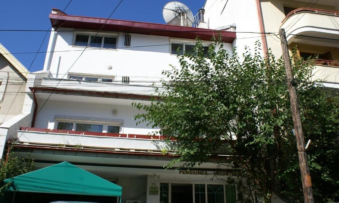 Kiseleff Casa | Pensiunea Helvetia