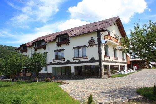Sacel Casa | Pensiunea Lacramioara