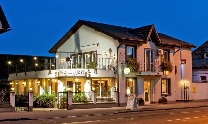 Brasov Casa | Pensiunea Luiza