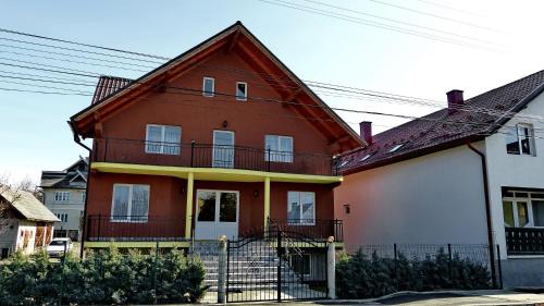Ocna Sugatag Casa | Pensiunea Magnolia