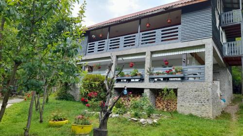 Ciungetu Casa | Pensiunea Poiana Soarelui