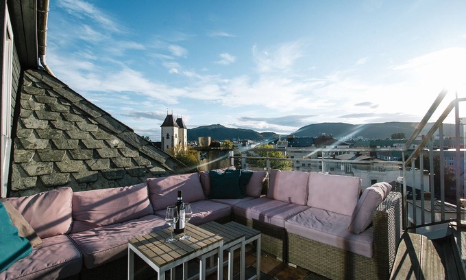 Bergenhus Apartamento | Penthouse Apartment