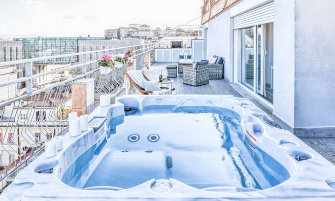 Vatican Apartamento | ático con terraza y piscina privada
