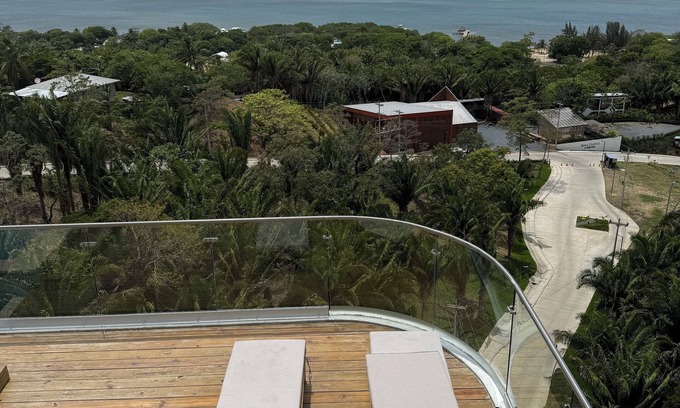 Crawfish Rock Condominio | Penthouse at Duna Tower with Incredible Views