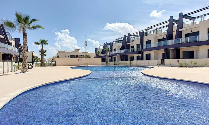 Pueblo Latino Apartamento | Penthouse Elisa Mil Palmeras
