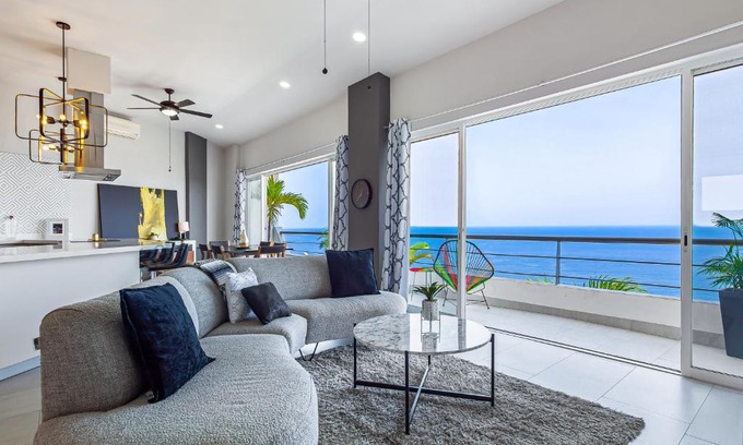 Amapas Casa | Penthouse Gardenias
