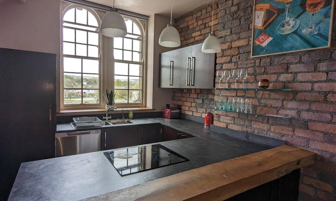 Merthyr Tydfil Apartamento | Penthouse-highstreet-sleeps2-87ws