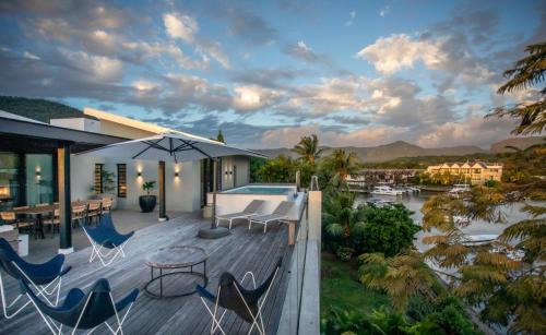 Grande Riviere Noire Apartamento | Penthouse Luxueux avec Piscines, Vues Mer et Montagne