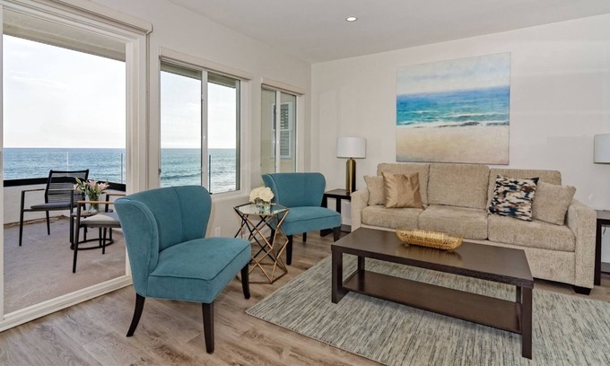 Carlsbad Village Villa | Ocean Villas Carlsbad - Penthouse B