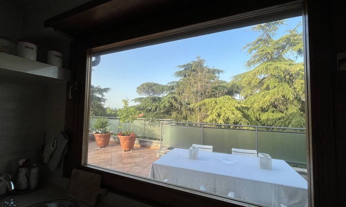Camilluccia Apartamento | Penthouse with large panoramic terrace