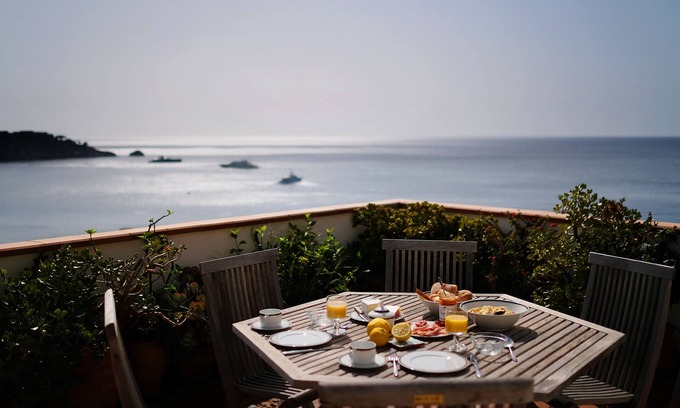 Villagonia Apartamento | Establecimiento premium de la región de Taormina / Etna con impresionantes vistas al mar