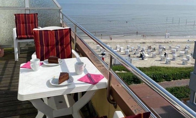 Wangerooge Apartamento | Penthouse with sea view directly on the beach