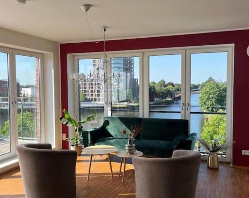 Bahnhofsviertel Apartamento | Penthouse-Wohnung mit Flussblick