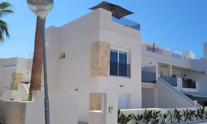 San Miguel de Salinas Apartamento | Penthouses Blue Lagoon