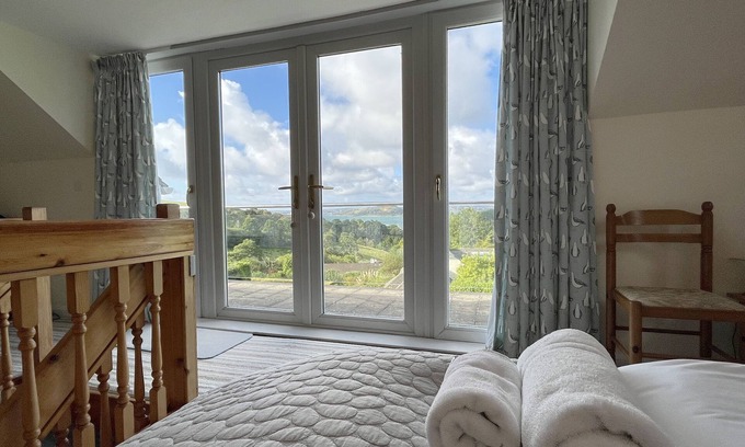 St. Just in Roseland Cabaña | Pentref, St Just in Roseland with beautiful views