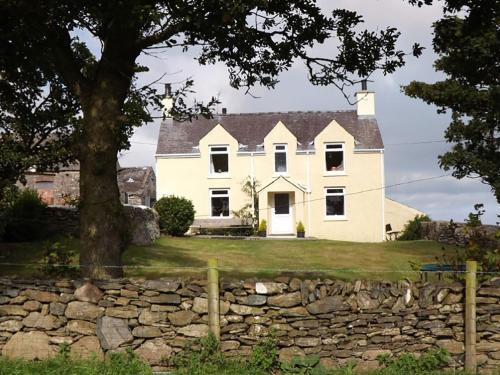 Amlwch Casa | Pentreheulyn