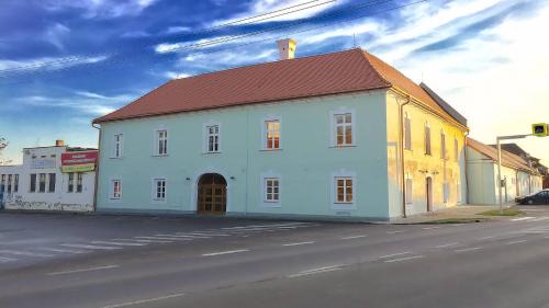Chvalovice Casa | Penzion Daníž