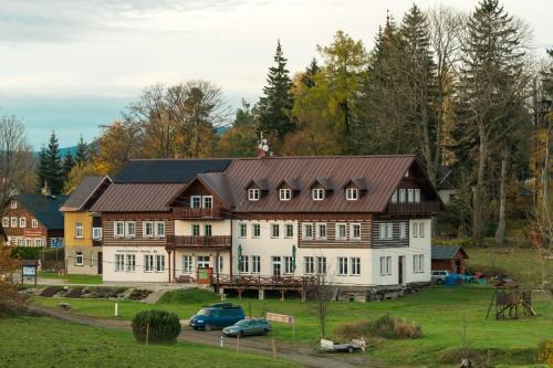 Horni Polubny Apartamento | Penzion Sokolovna
