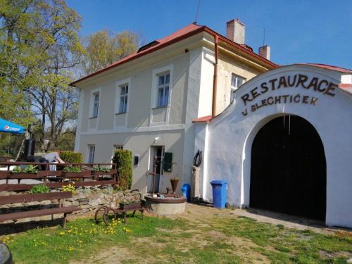 Milovy Casa | Penzion U Šlechtičen