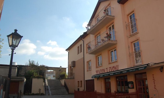Novy Jicin Casa | Penzion U Zvonu