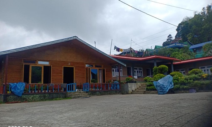 Rishop Casa | Peon Tar Home stay & Twin Inn restaurant