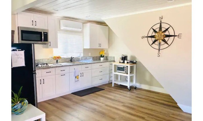 Tracy Casa | Pepper Tree Cottage Retreat
