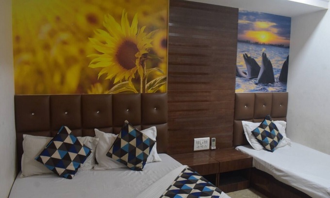 Vastrapur Hotel | Peradiot Hotel - Vastrapur