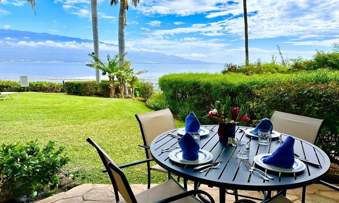 Maalaea Apartamento | Perch - Maalaea Banyan: Oceanfront 1BR | 20 Steps To Beach