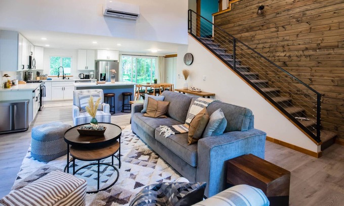 Paradise Estates Cabina | Perch - Modern & Tranquil 3BR Cabin