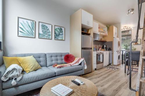 North Delridge Casa | Perch - Pigeon Point Hideout