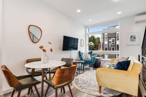 Fremont Casa | Perch - Woodland Suite