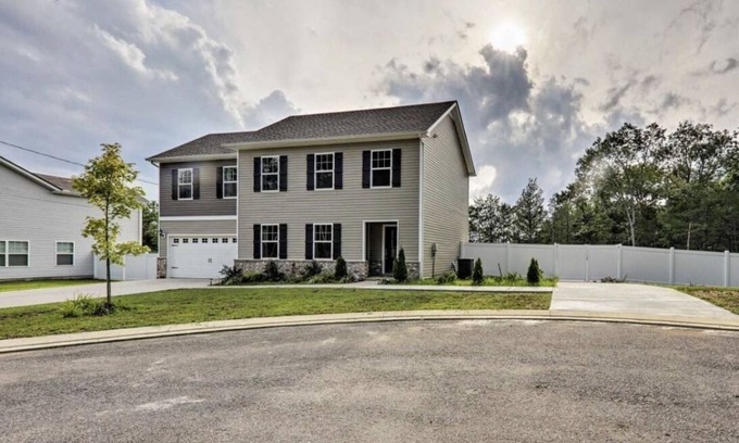 La Vergne Casa | Sacerdote Percy Lake House