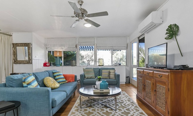 Peregian Beach Cabaña | Peregian Beach Shack - Quintessential coastal chic beachfront shack