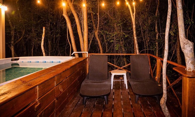 Akumal Cabina | Perfect Party Jungle Getaway with AC and Private Pool.
