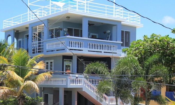 Aguacate Villa | Perfecto paraíso tropical de vacaciones de 5 dormitorios en Shacks Beach