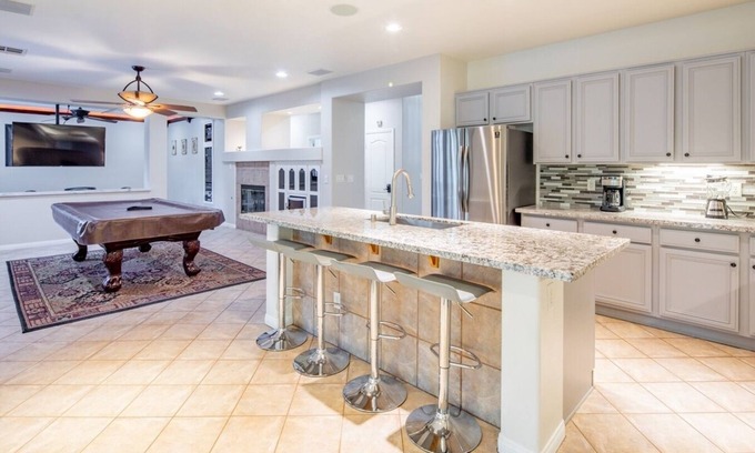 MacDonald Highlands Casa | Perfect 5Bed 3Bath Vacay in Las Vegas!