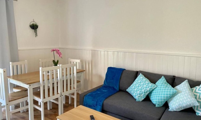 Swindon Casa | Perfect Accommodation for professionals! Great Connections